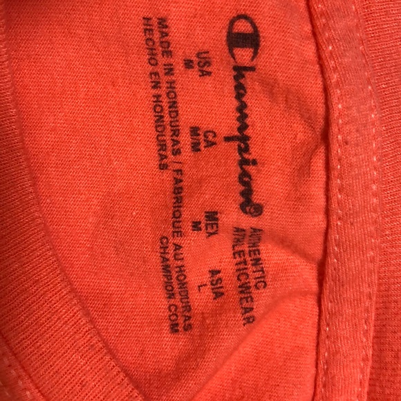 Very good condition champion shirt - Picture 3 of 3